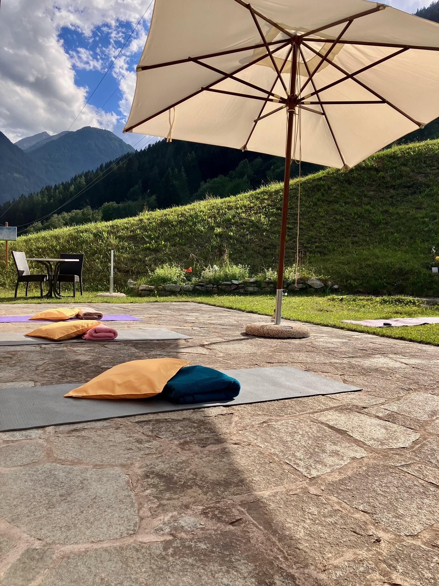 yoga retreat_chalet_alpenrose